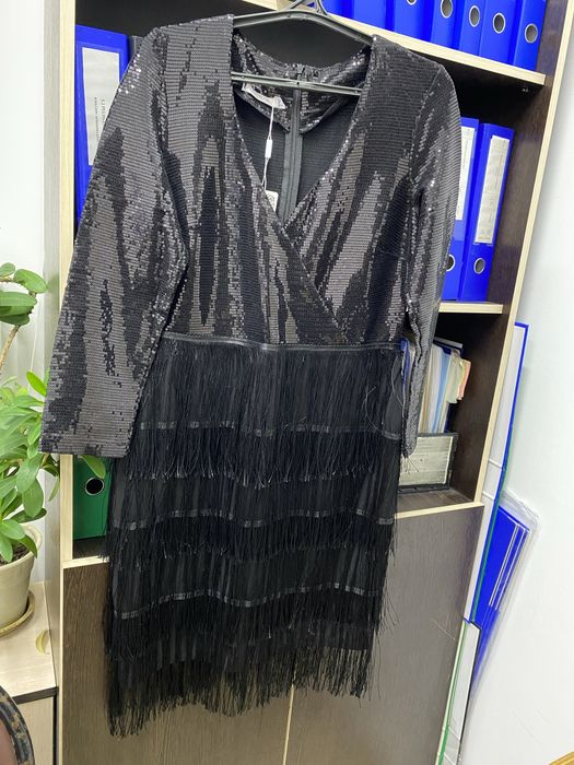 Продам головной убор и платье