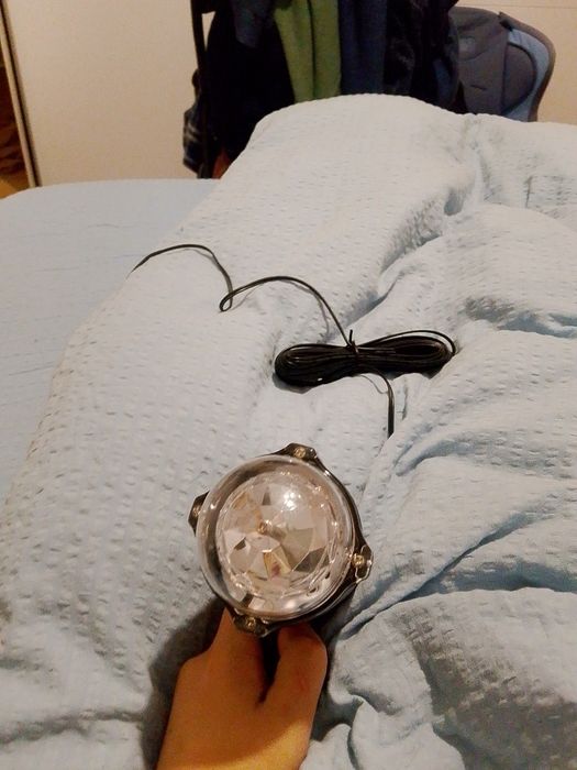 Vand videoproiector nou nout cu luminițe