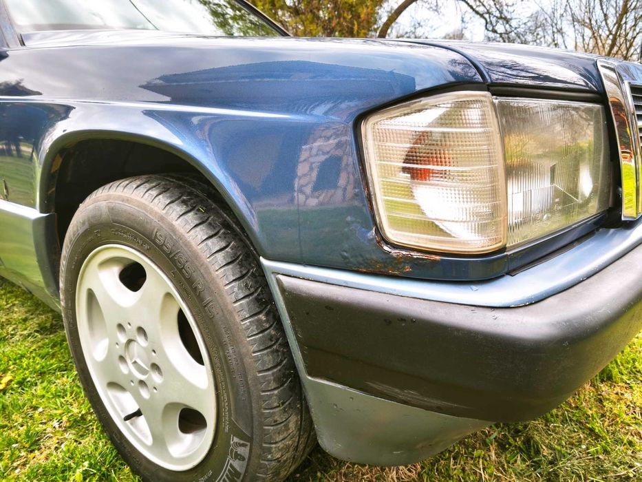 Mercedes-Benz 190 2.0D