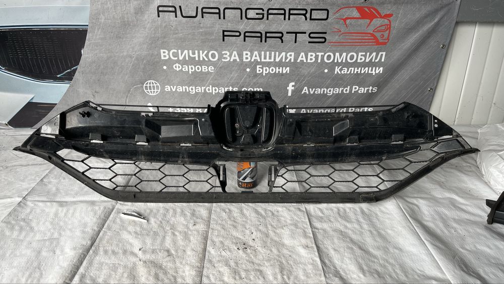 3 броя предна решетка Honda CR-V 2019-