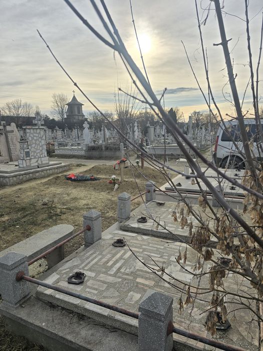 Cimitirul Sfantul Lazar 2 locuri de veci