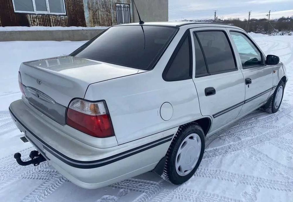 Daewoo nexia 2005 год