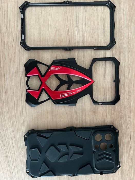 Продавам кейсове за Apple 13 PRO MAX