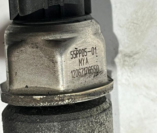 Rampa injectoare 1.7 CDTI 55PP0501 Opel Astra H [2004 - 2007]