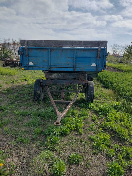 Remorca de tractor
