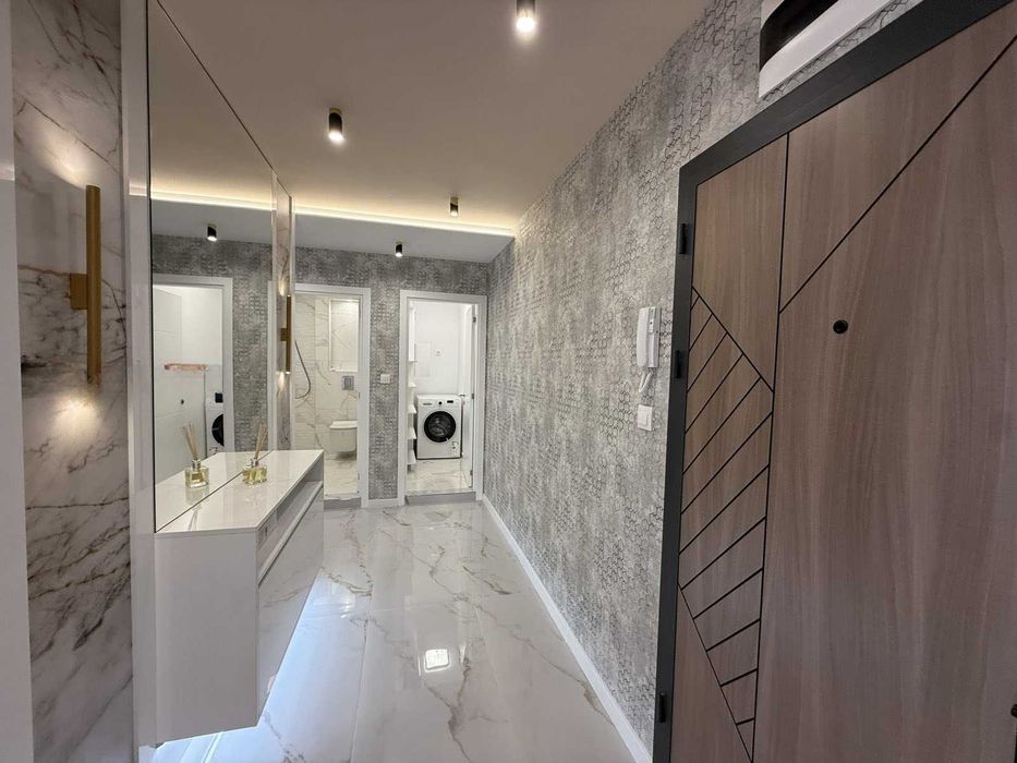 Продава се Двустаен апартамент в Пловдив, Остромила - 96 кв.м за 2448 €/кв.м - Снимка #7