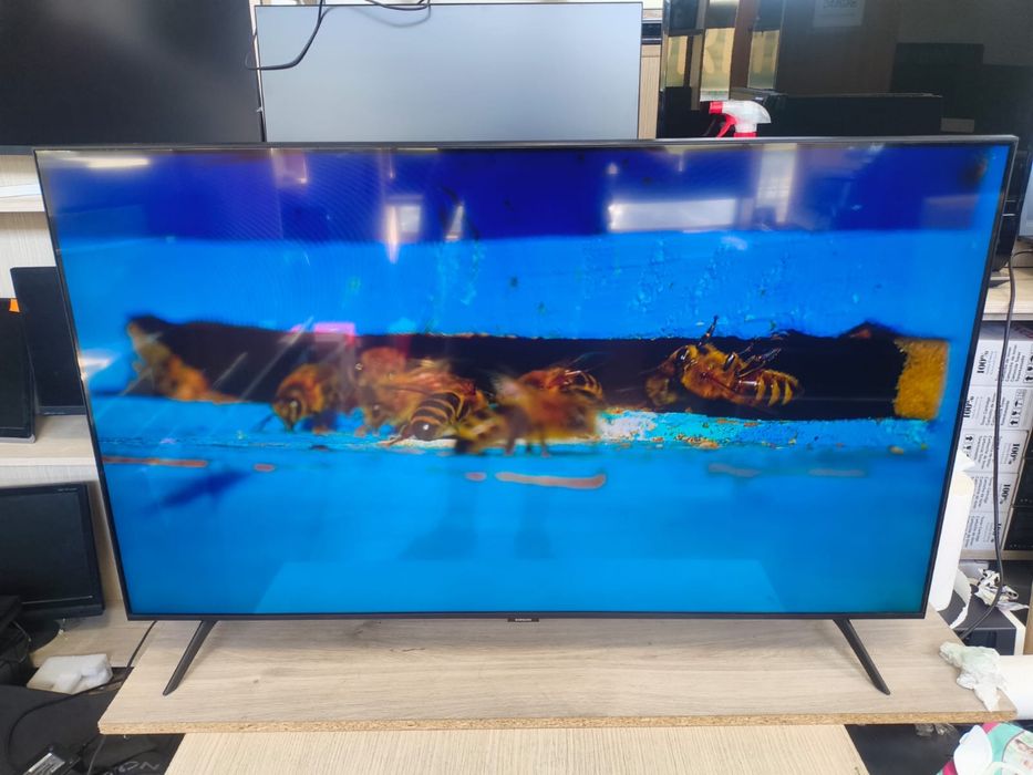 Smart tv samsung 4 K  130 cm - 1100 ron