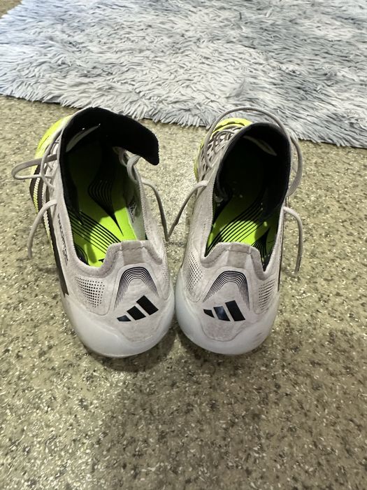 Ghete de fotbal adidas predator elite