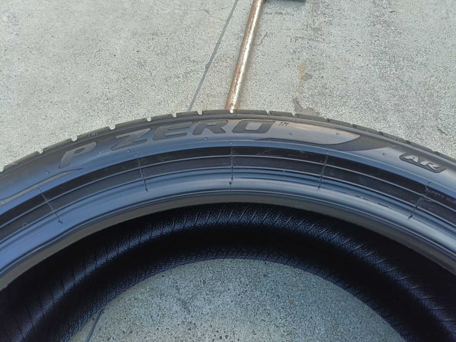 O anvelopa de vara 255 35 19 pirelli p zero pz4 run flat profil 7 mm dot 2025