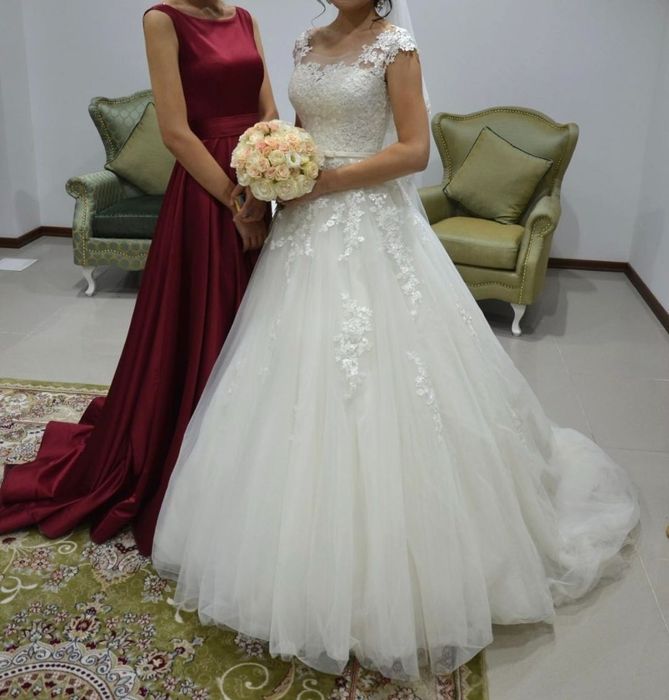 Свадебное платье