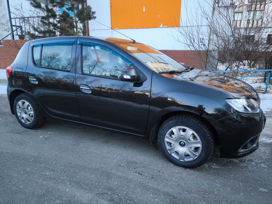 RENAULT sandero 2016