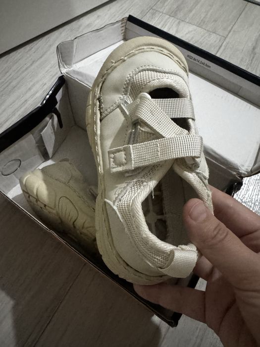 Отдам кеды для девочек