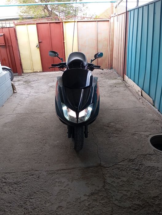 Максискутер Yamaha maxam