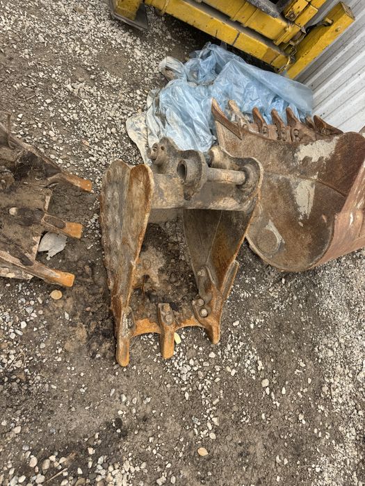 Ковш на эксковатор , мини эксковатор