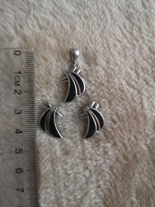 Set bijuterii din argint 925 si onix negru, compus din cercei si pandantiv