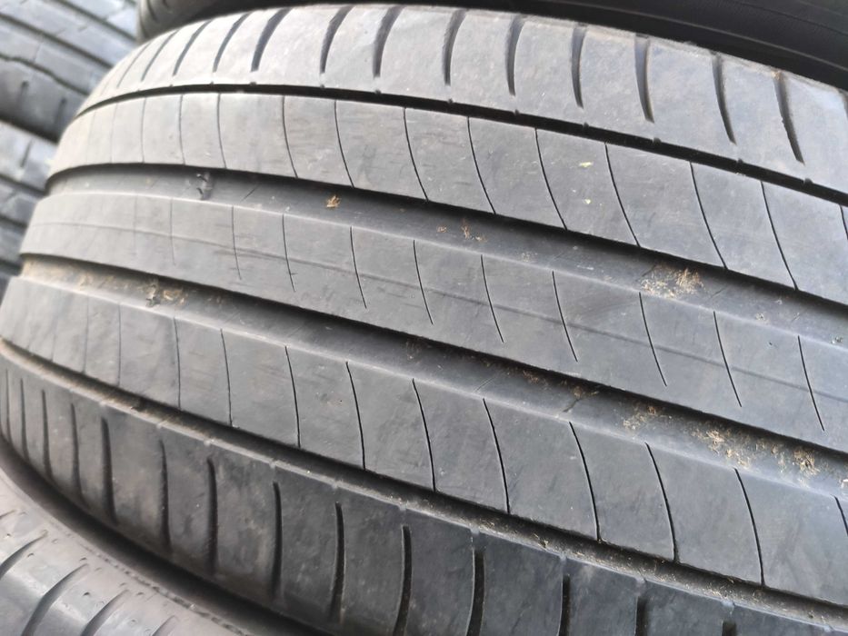 2бр Летни гуми 215 55 17 - Michelin