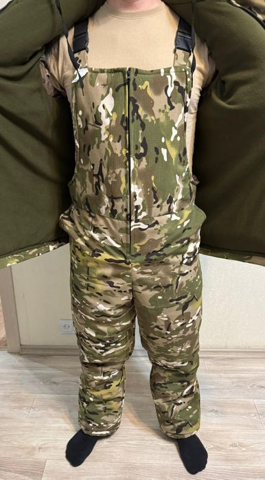 Костюм для подростка куртка+комбинезон