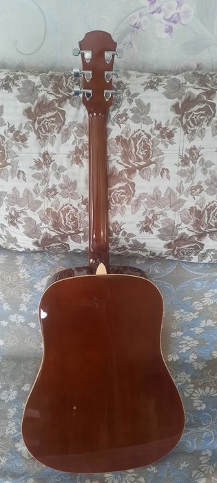 Продам гитару Aria в идеальном состоянии