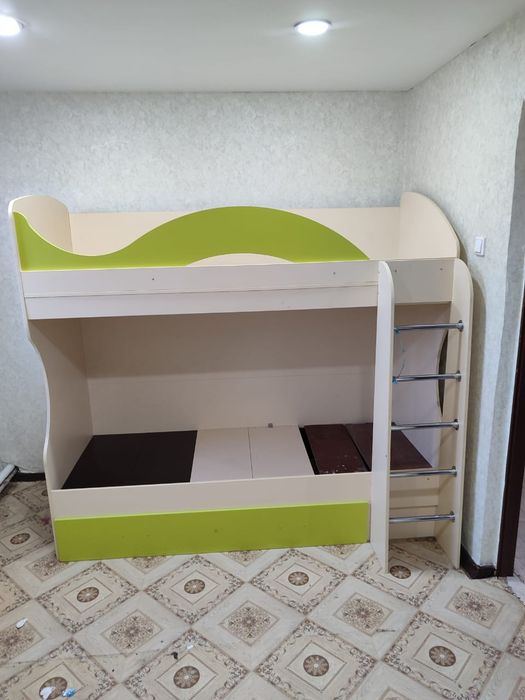 Продам духяросный кравать