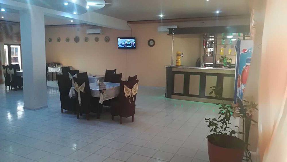 Термиз шахри Марказда 2 қаватли бино сотилади 330