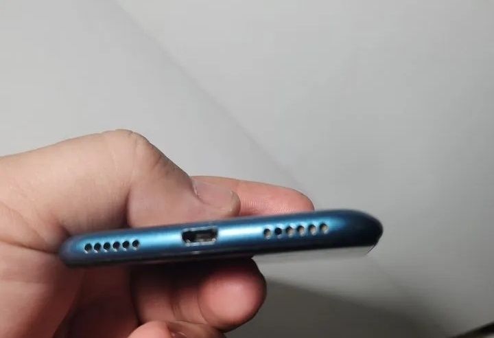 Huawei y6 2019 смартфон