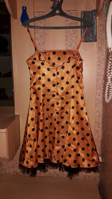 Платье вечернее ..