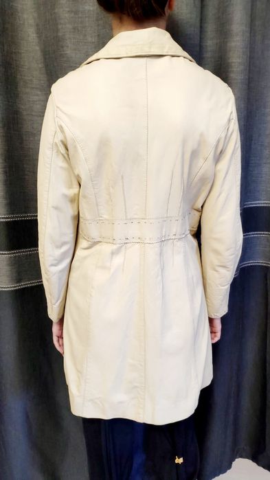 Кожаное пальто женское