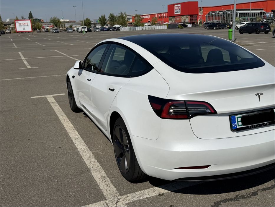 Tesla Model 3 Long Range AWD Dual Motor