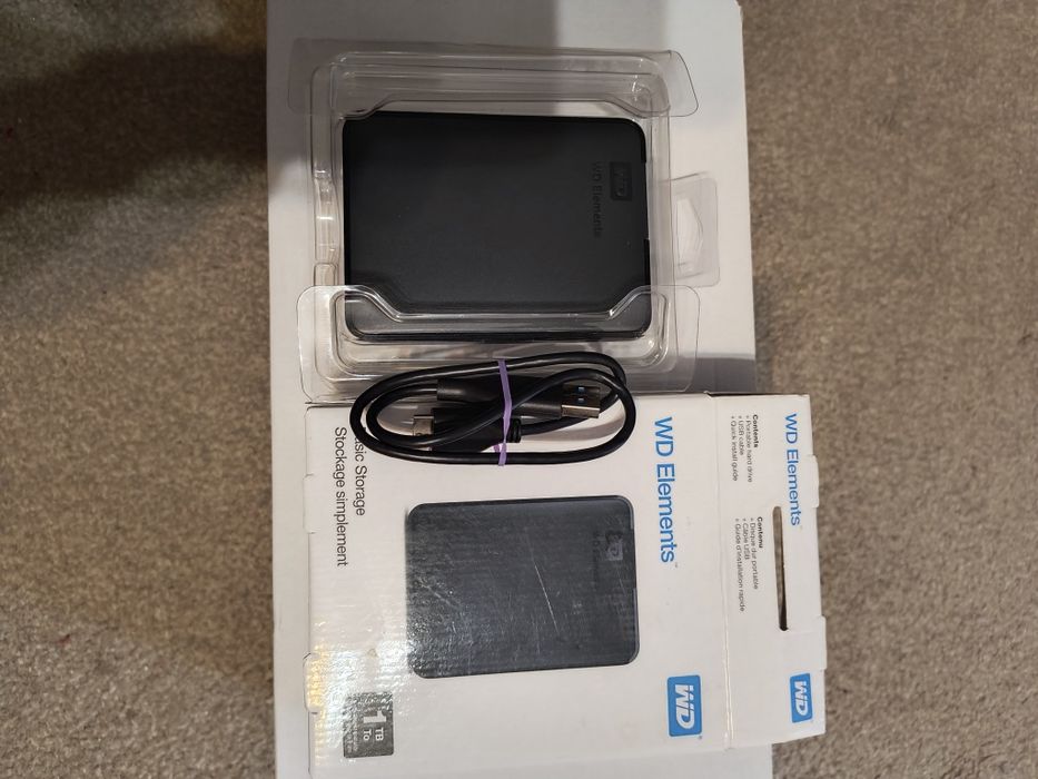 Hard disk extern WD Elements capacitate 1 TB