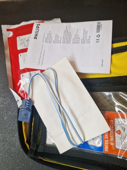Defibrilator semi-automat Philips