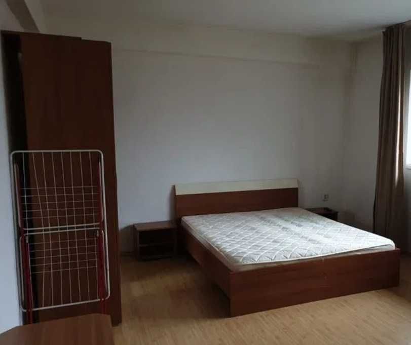 Дава се под наем Едностаен апартамент в Пловдив, Остромила - 26 кв.м за 147.9 € - Снимка #1