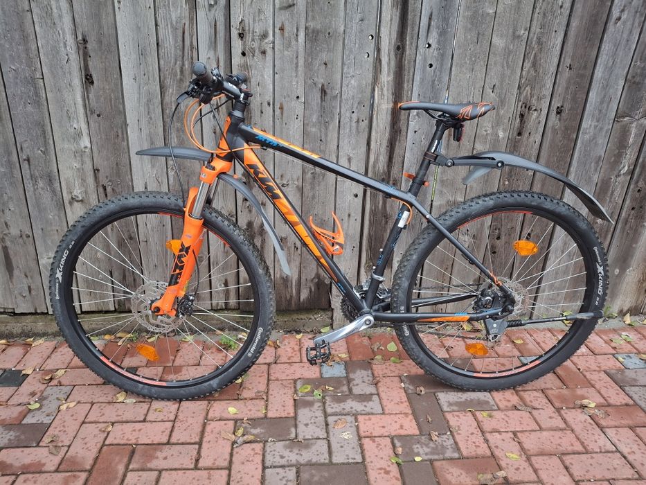 Bicicleta mtb KTM pe 29