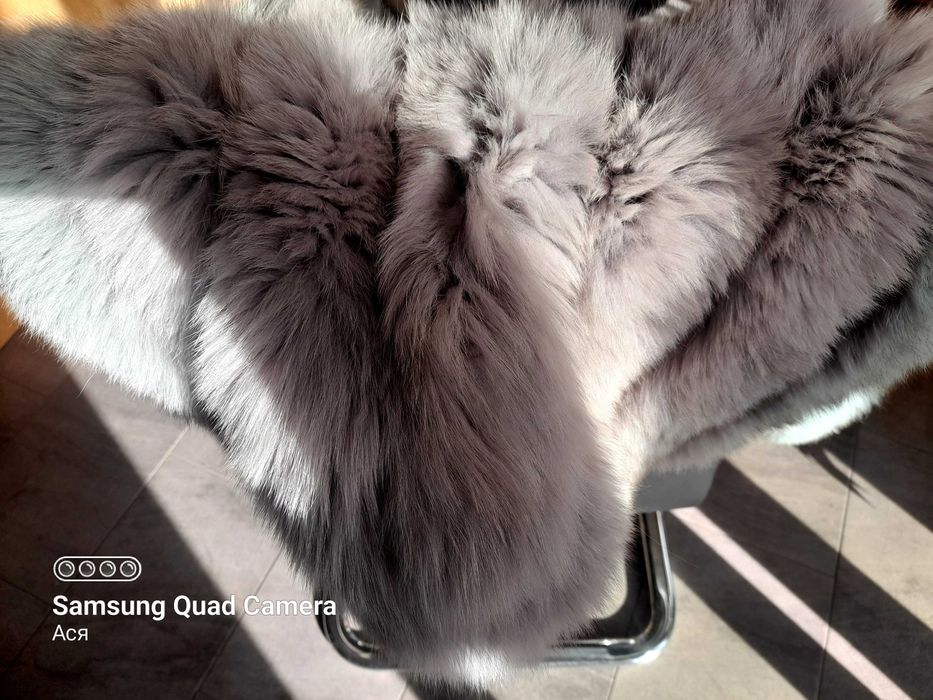 Дълъг елек с качулка естествен косъм