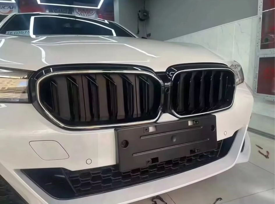 Set Grila iluminata luminata grile led Bmw G30 G31 seria 5 grile duble