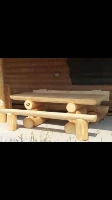 Masa din lemn rotund/ masa rustica