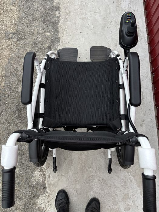 Fotoliu rulant electric Antar