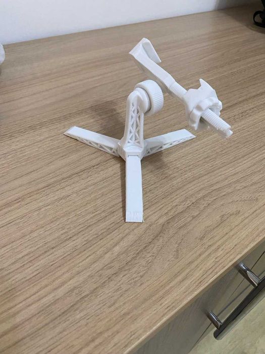 Трипод для телефона или планшета