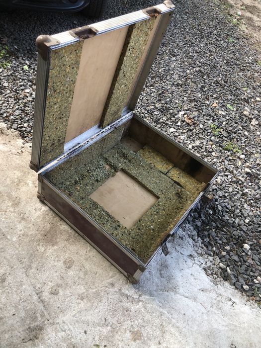 Case pentru mixer sau  cutie cabluri  , depozitare  etc.