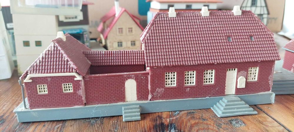 мини влакчета и апаратура N scale