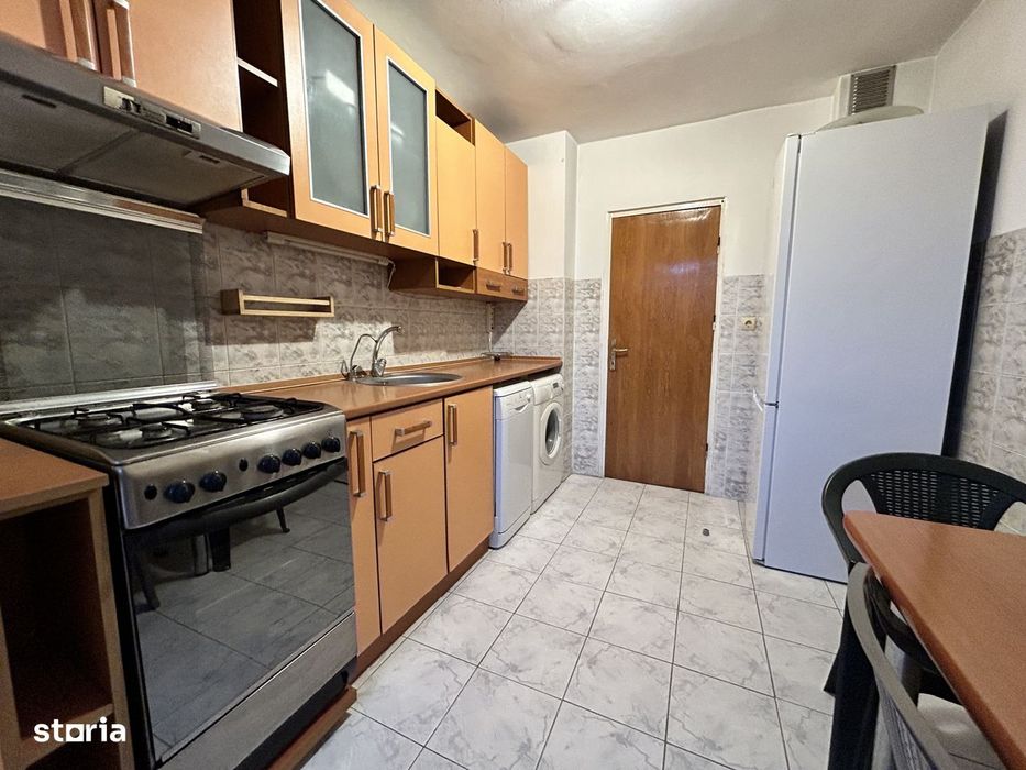Apartament 3 Camere Titan/Costin Georgian