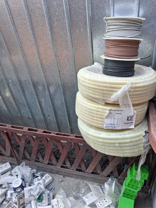 Cabluri de 2.5 și copex 3 colacii de 100 m