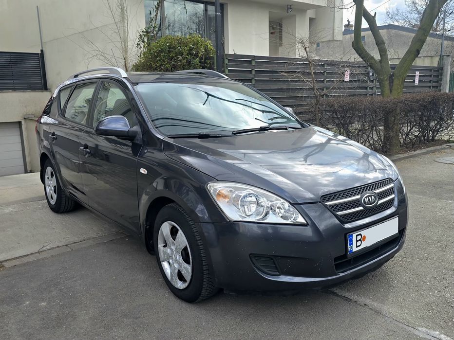 Kia  Ceed  2008  1.6  CRDi