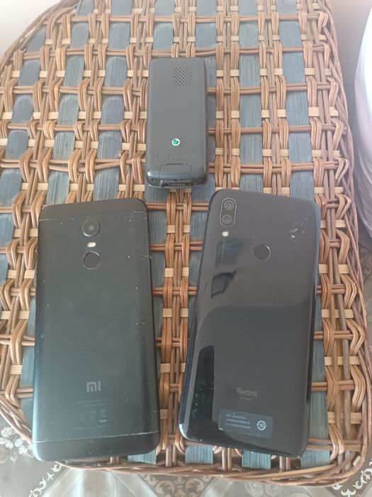 Продаются телефоны