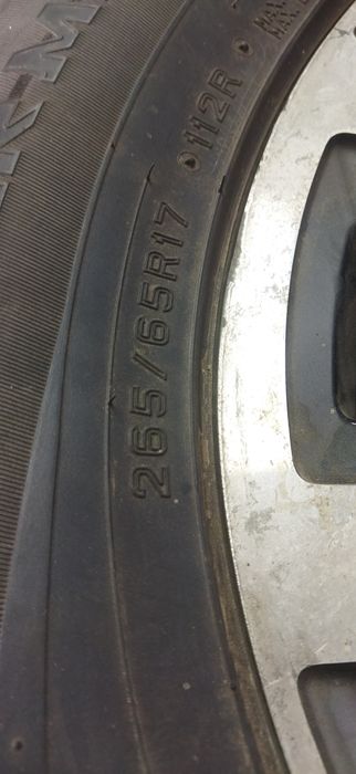 Комплект шин с дисками 265/65/17