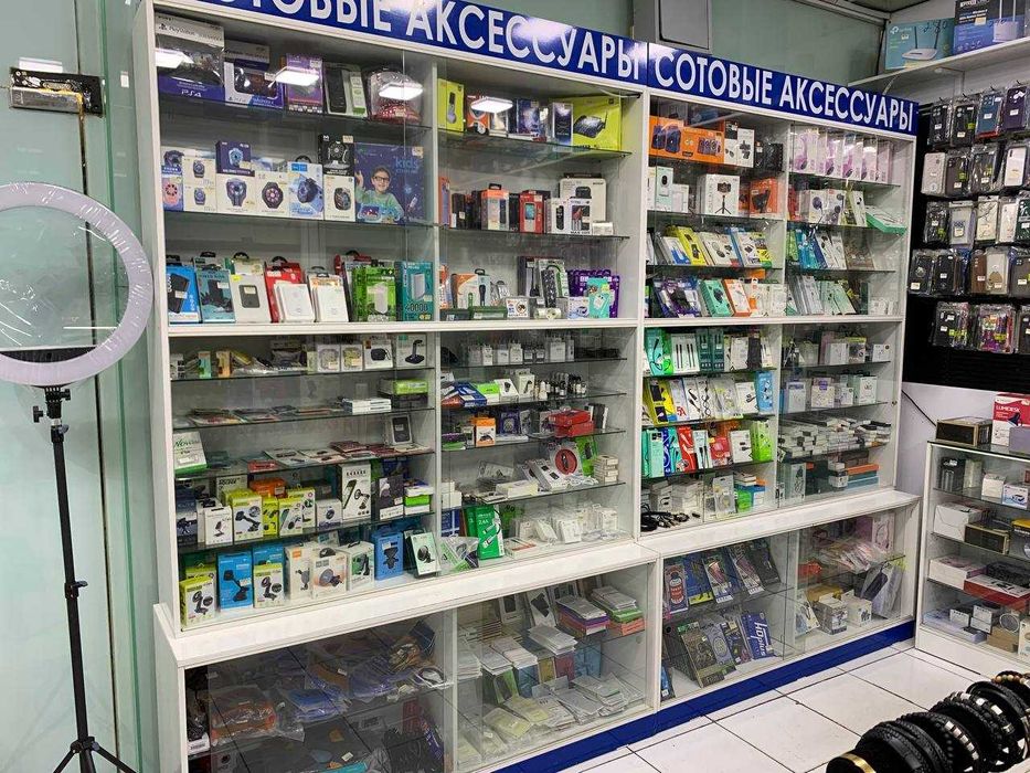 Aksesuarlar uchun shkaf sotiladi