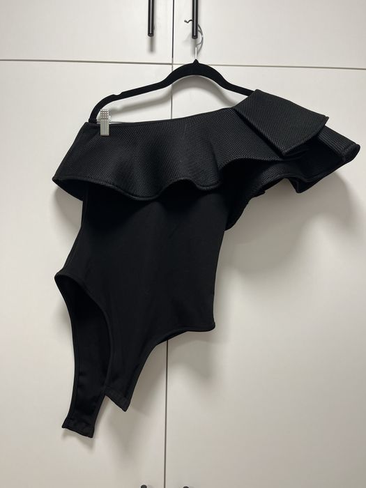 Боди с един ръкав