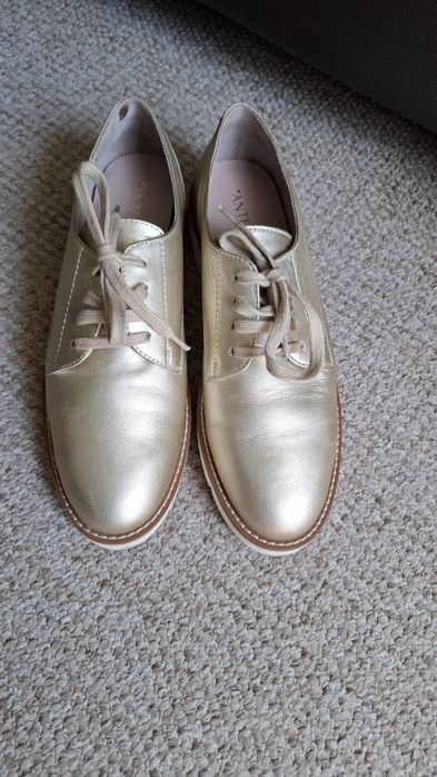 Pantofi piele naturală  cu șiret