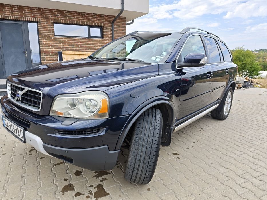 Продавам Volvo XC90 D5 AWD