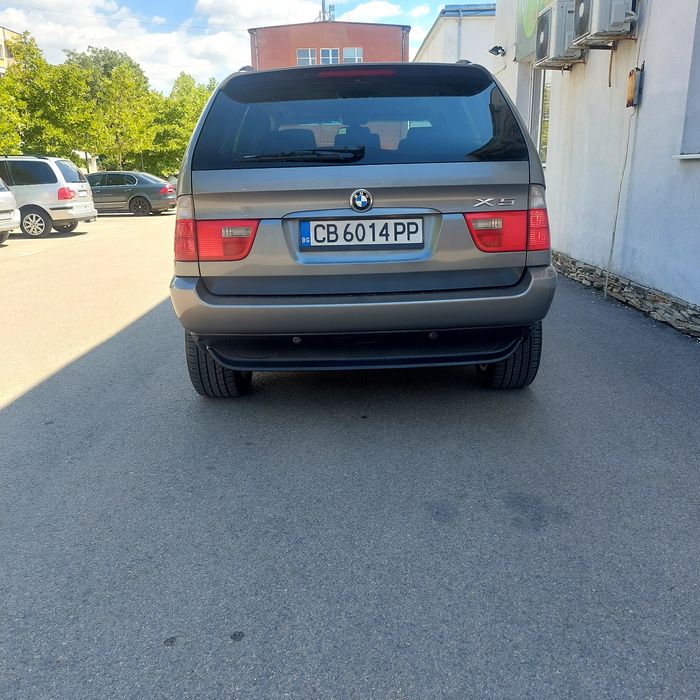 BMW   Х5 феислиф