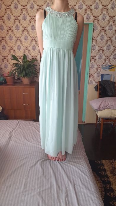 Продам вечерние платья